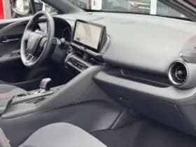 Toyota C hr thumbnail 4