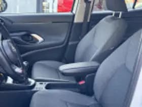 Toyota Yaris Cross thumbnail 36