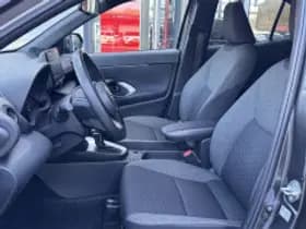 Toyota Yaris Cross thumbnail 6