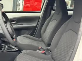 Toyota Aygo X thumbnail 12
