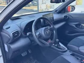 Toyota Yaris Cross thumbnail 6