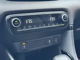 Toyota Yaris thumbnail 20
