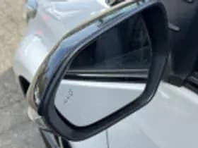 Toyota Yaris thumbnail 36