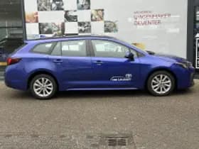 Toyota Corolla thumbnail 5
