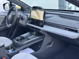 Toyota C hr thumbnail 4