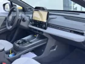 Toyota C hr thumbnail 35