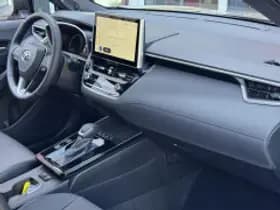 Toyota Corolla thumbnail 4