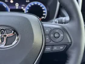 Toyota Corolla thumbnail 49