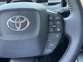Toyota bZ4X thumbnail 22