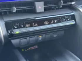 Toyota C hr thumbnail 45