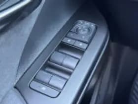 Toyota C hr thumbnail 48