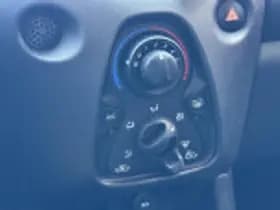 Toyota Aygo thumbnail 32