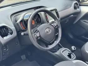 Toyota Aygo thumbnail 12