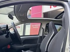 Toyota Aygo thumbnail 14