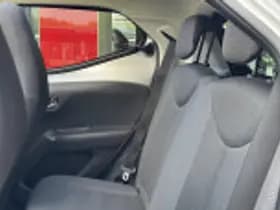 Toyota Aygo thumbnail 38
