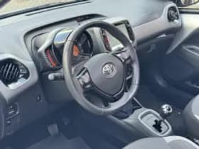 Toyota Aygo thumbnail 6