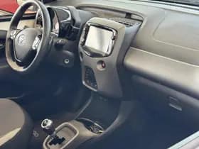 Toyota Aygo thumbnail 10