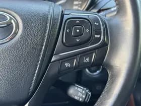 Toyota Avensis thumbnail 26