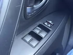 Toyota Avensis thumbnail 29