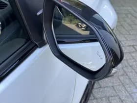 Toyota Yaris thumbnail 18