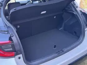 Toyota Yaris thumbnail 30