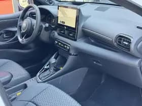 Toyota Yaris thumbnail 10