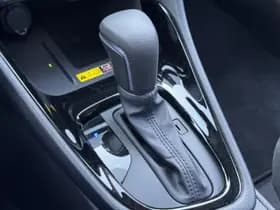 Toyota Yaris thumbnail 17