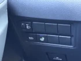 Toyota Yaris thumbnail 34