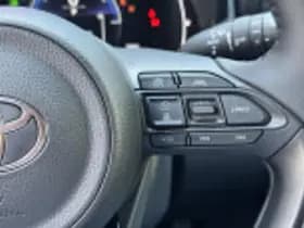 Toyota Yaris thumbnail 40
