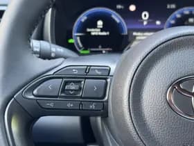 Toyota Yaris thumbnail 13