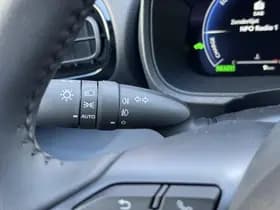 Toyota Yaris thumbnail 26