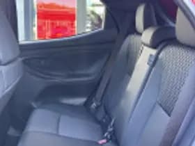 Toyota Yaris thumbnail 40