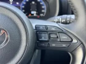 Toyota Yaris thumbnail 50