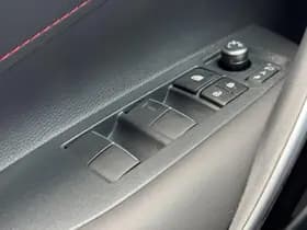 Toyota Corolla thumbnail 30