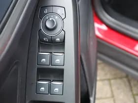 Ford Focus thumbnail 30