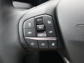 Ford Focus thumbnail 32