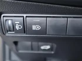 Toyota Corolla thumbnail 30