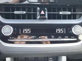 Toyota Corolla thumbnail 42