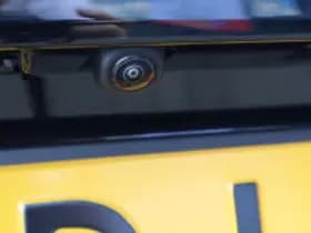 Toyota Corolla thumbnail 6