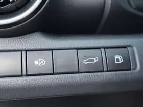 Toyota C hr thumbnail 26