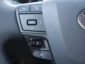 Toyota C hr thumbnail 32