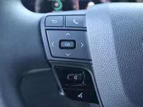 Toyota C hr thumbnail 32