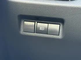 Toyota RAV4 thumbnail 30