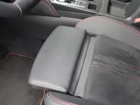 Ford Kuga thumbnail 32