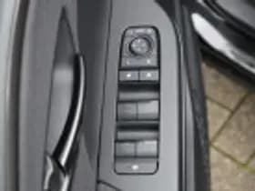 Toyota C hr thumbnail 63