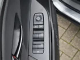 Toyota C hr thumbnail 61