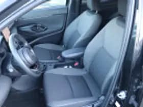 Toyota Yaris Cross thumbnail 53