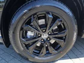 Toyota RAV4 thumbnail 20