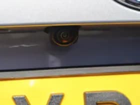Toyota RAV4 thumbnail 6
