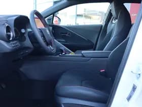 Toyota C hr thumbnail 23